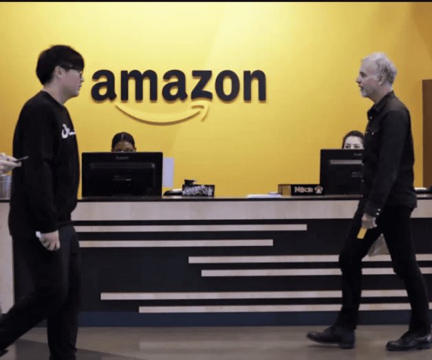 Trabajadores de Amazon molestos por los recortes de empleos, vuelven a huelga