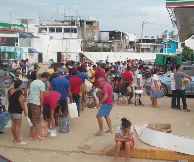 Desespera crisis por gasolina en Acapulco