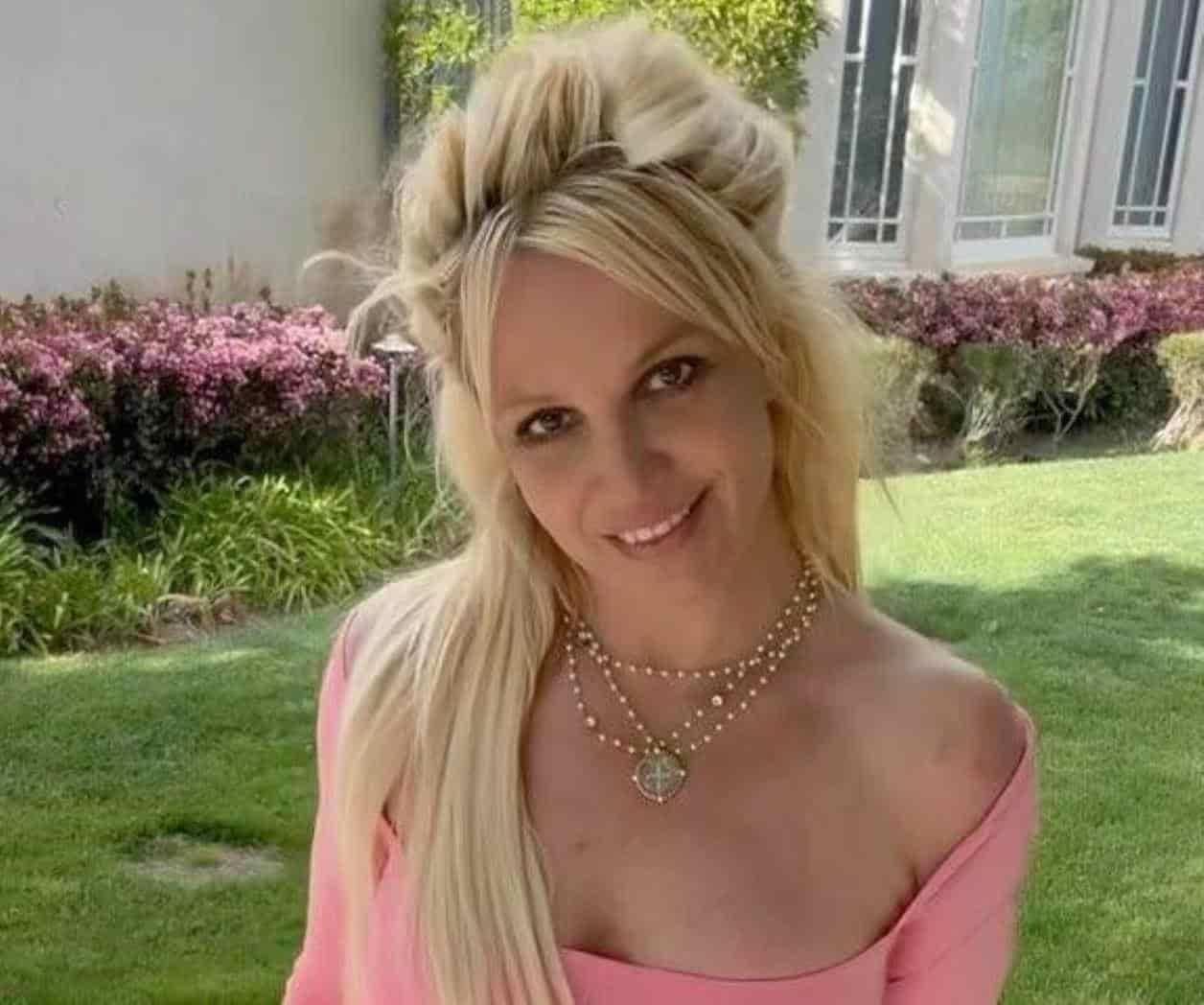 Britney Spears deberá pagar a su padre 2 mdd